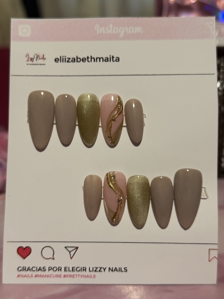 Press on almond (tamaño S)