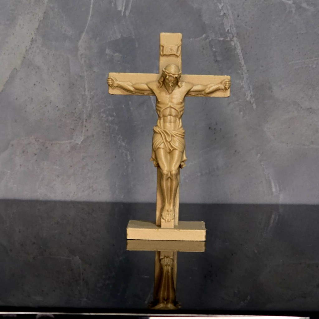 Crucifixo médio