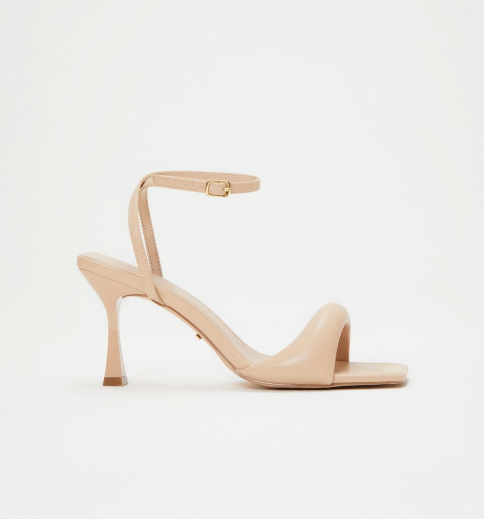 Sandalias nude tacón fino