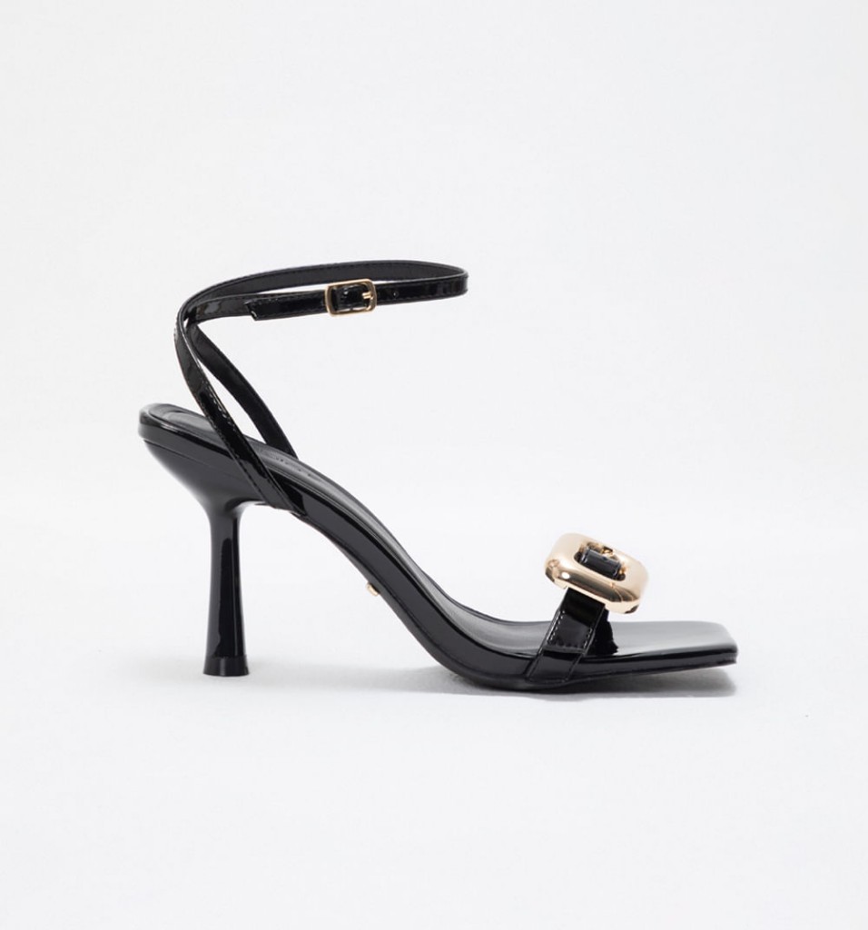 Sandalias negras tacón alto