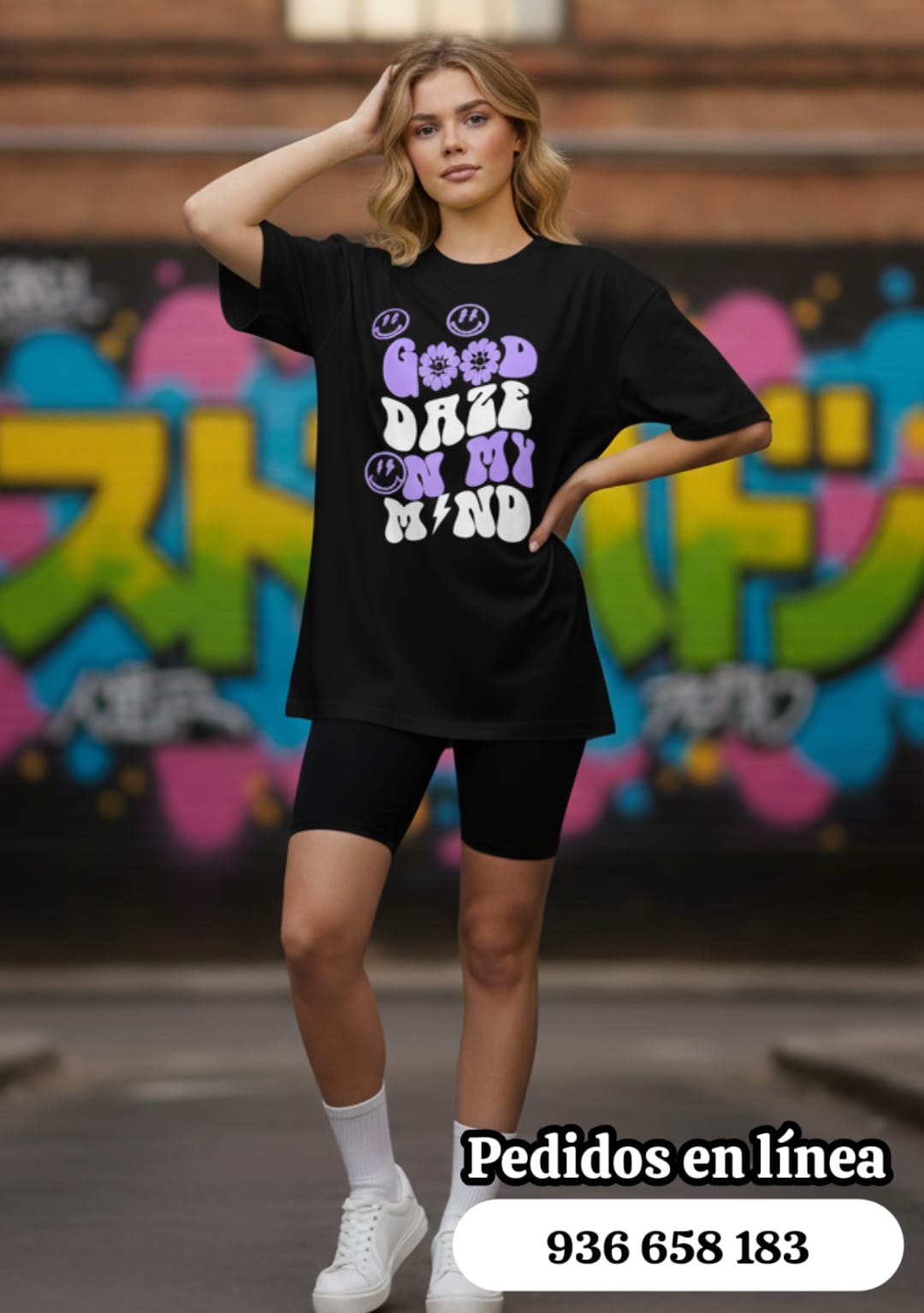 Camiseta oversize negra estampada "Good Day on My Mind"