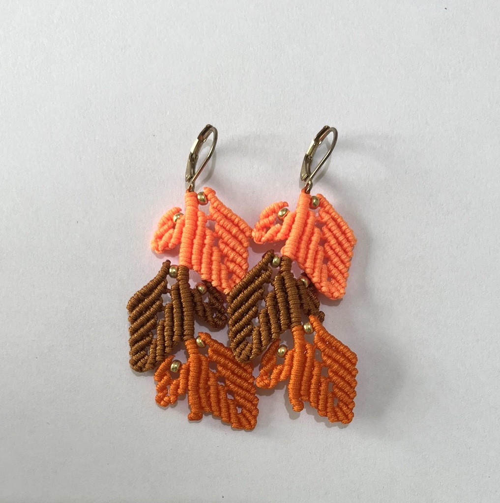 Arete de hoja otoñal