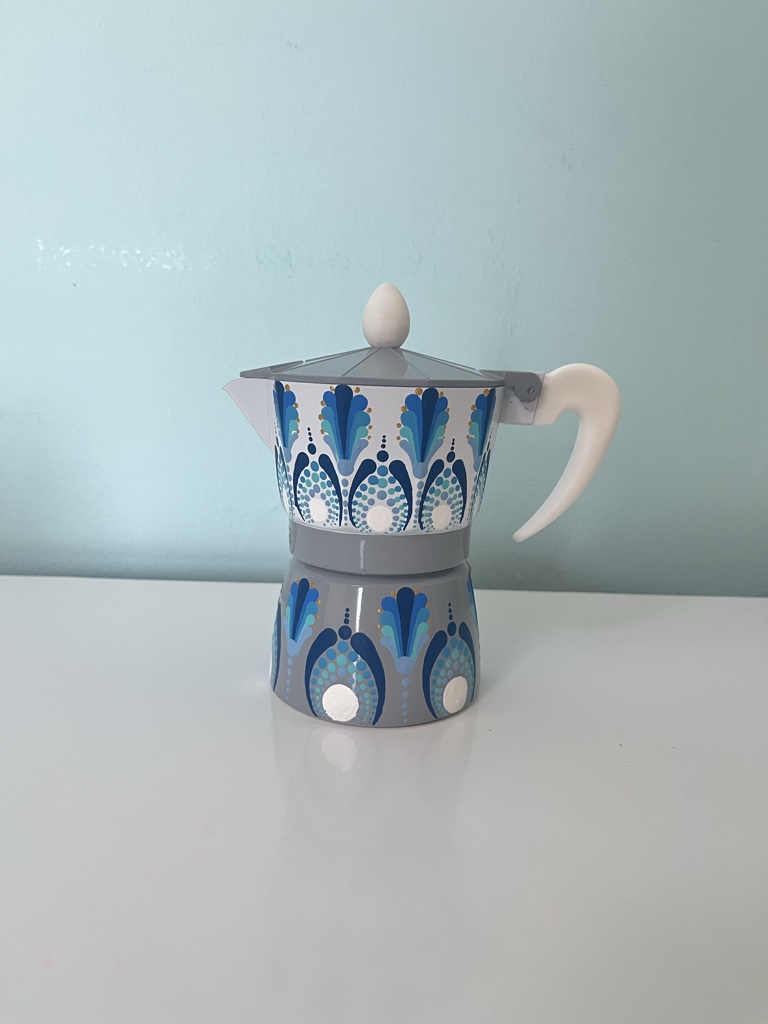 Greca 3tz mandala azul fon. Gris