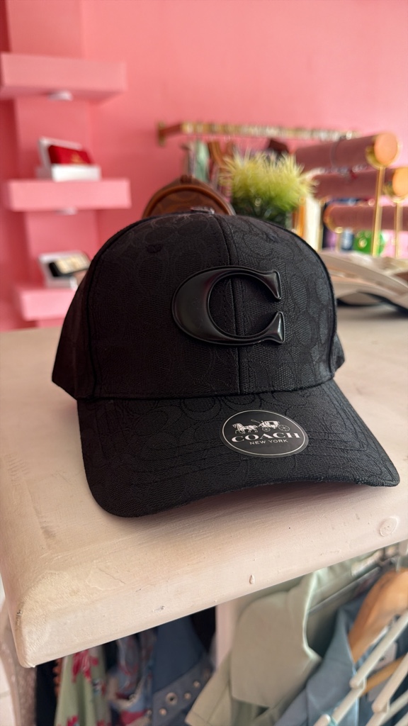 Coach gorra negra