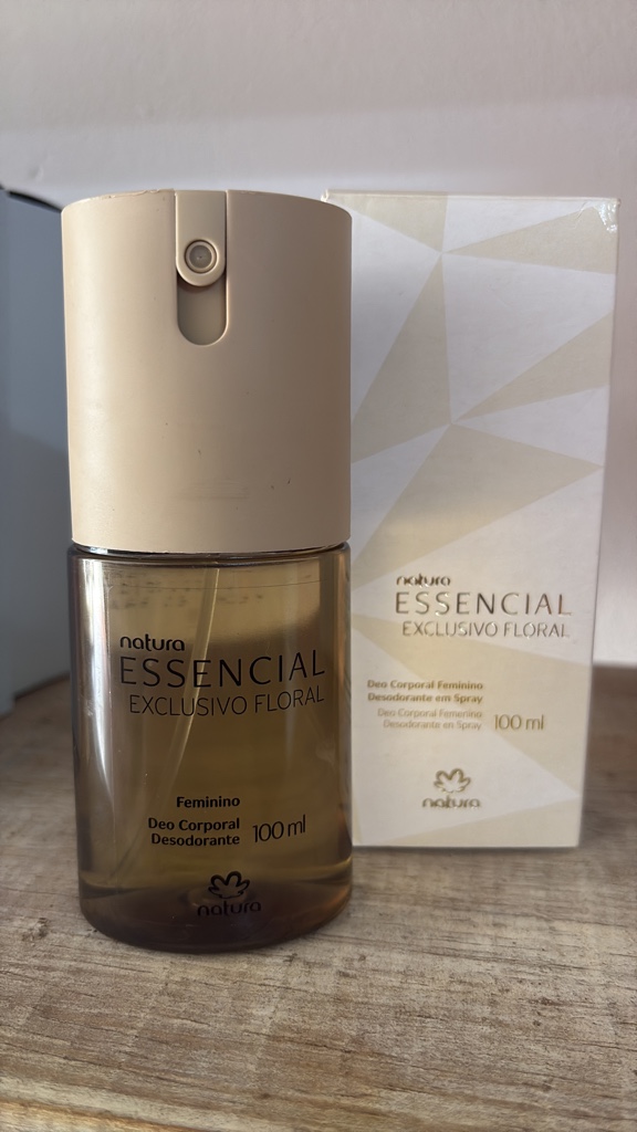 Deo corporal  essecial florar