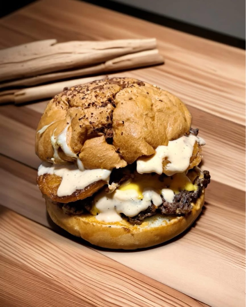 Tito Burger