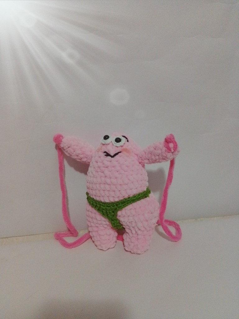Patricio con tanga