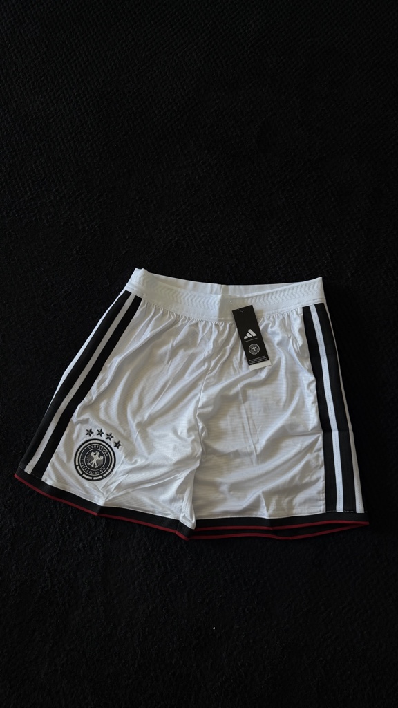 Adidas shorts blanco Alemania