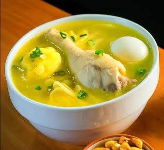 Caldo de gallina