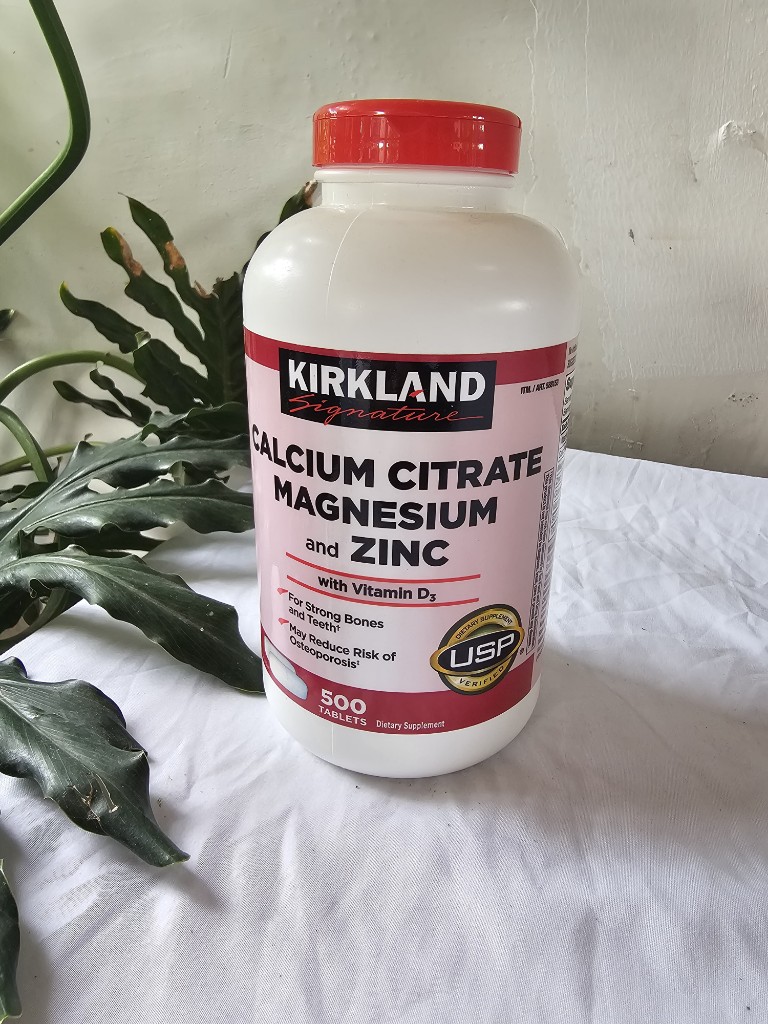 Calcium citrate magnesium and zinc