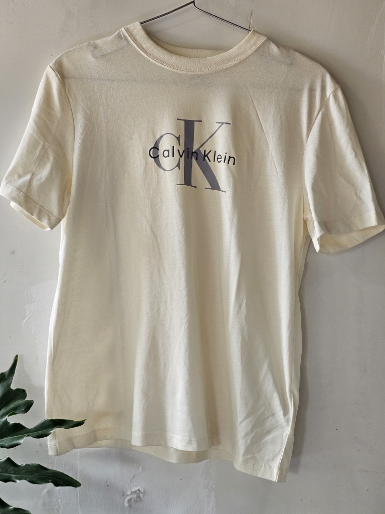 Camiseta calvin klein
