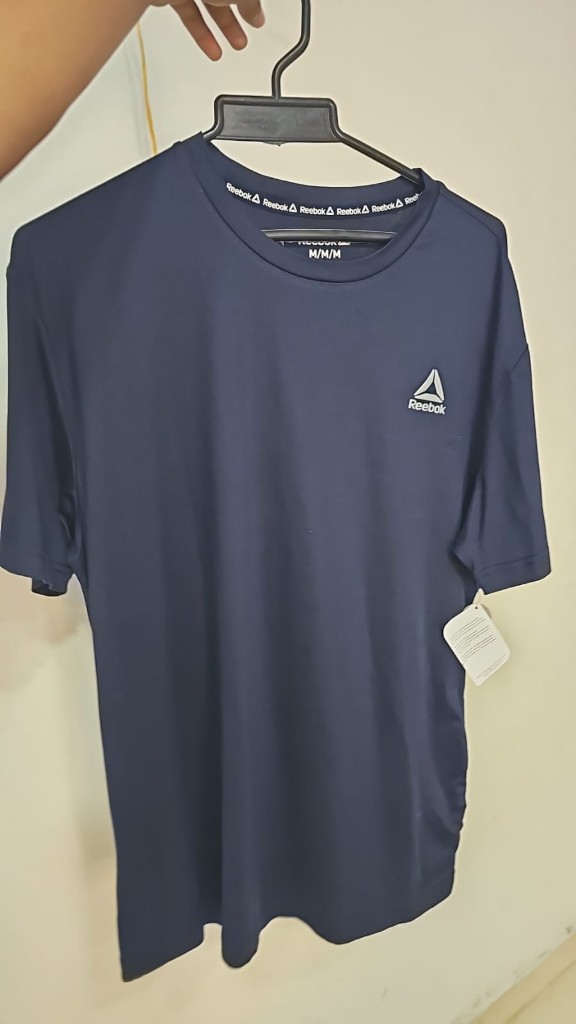 Camiseta reebok h