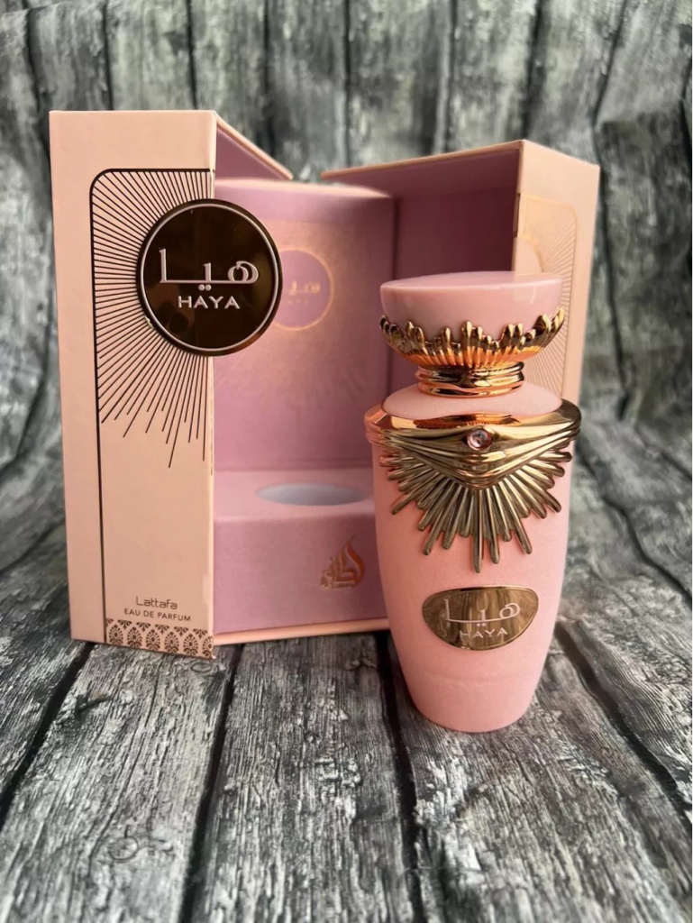 Lattafa Haya rosa