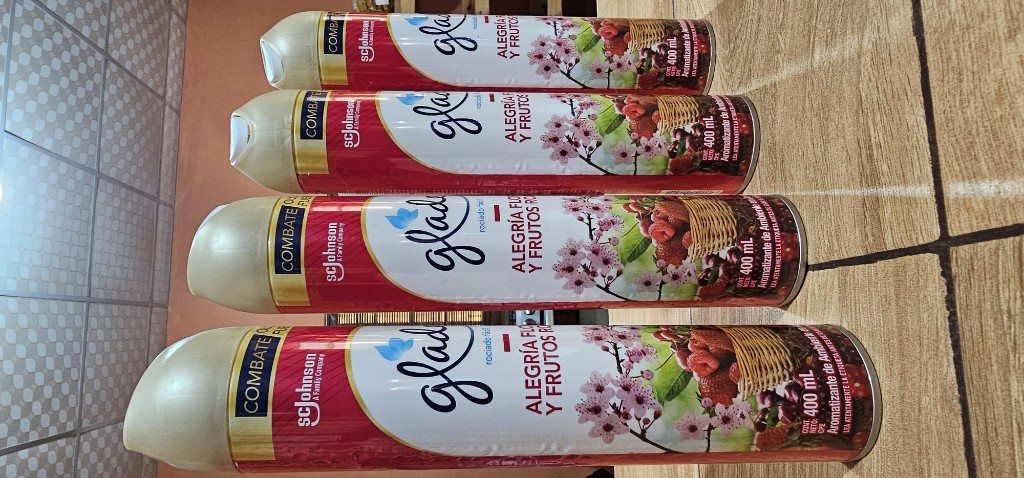 Glade alegría floral y frutos rojos 400ml
