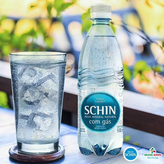Aguas com gás Schin