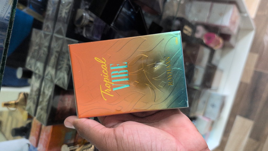 Rayhaan Tropical Vibe