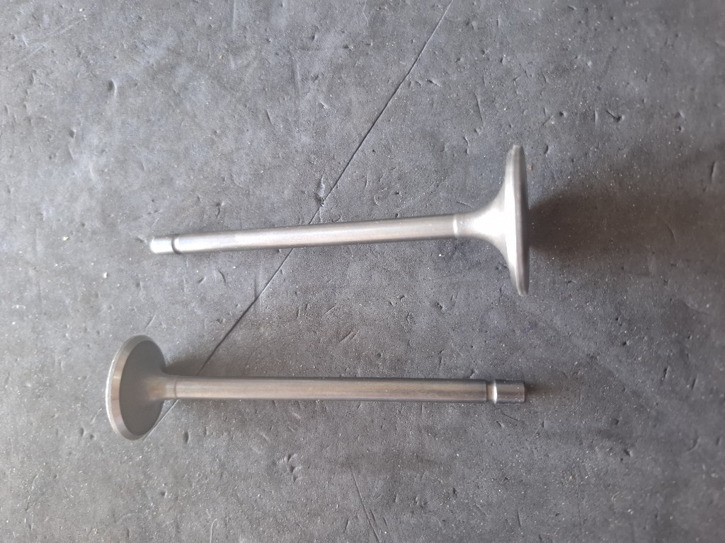 VALVULAS RX 150 BH