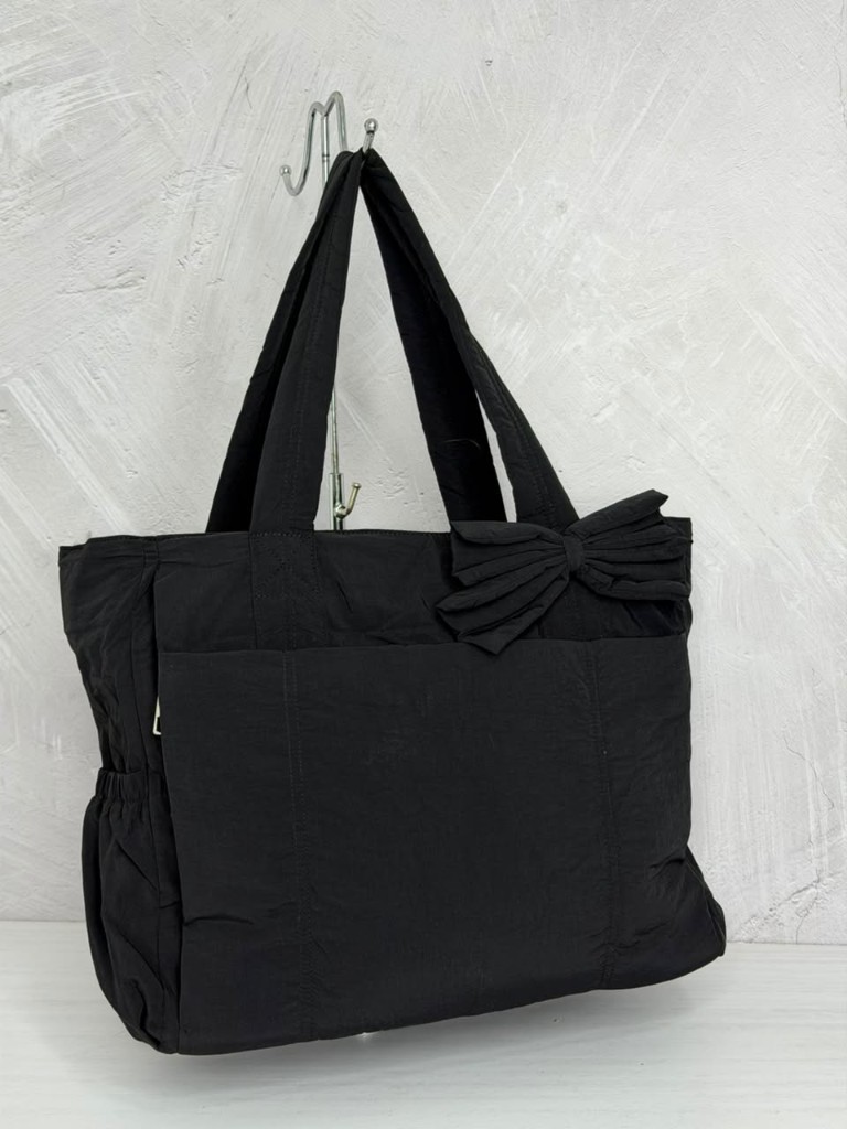 Bolso negro lazo y nube y azul