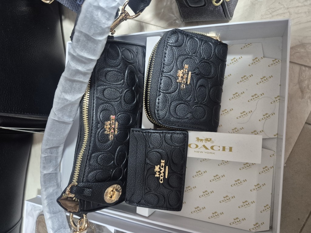 Coach negro cartera y beige set