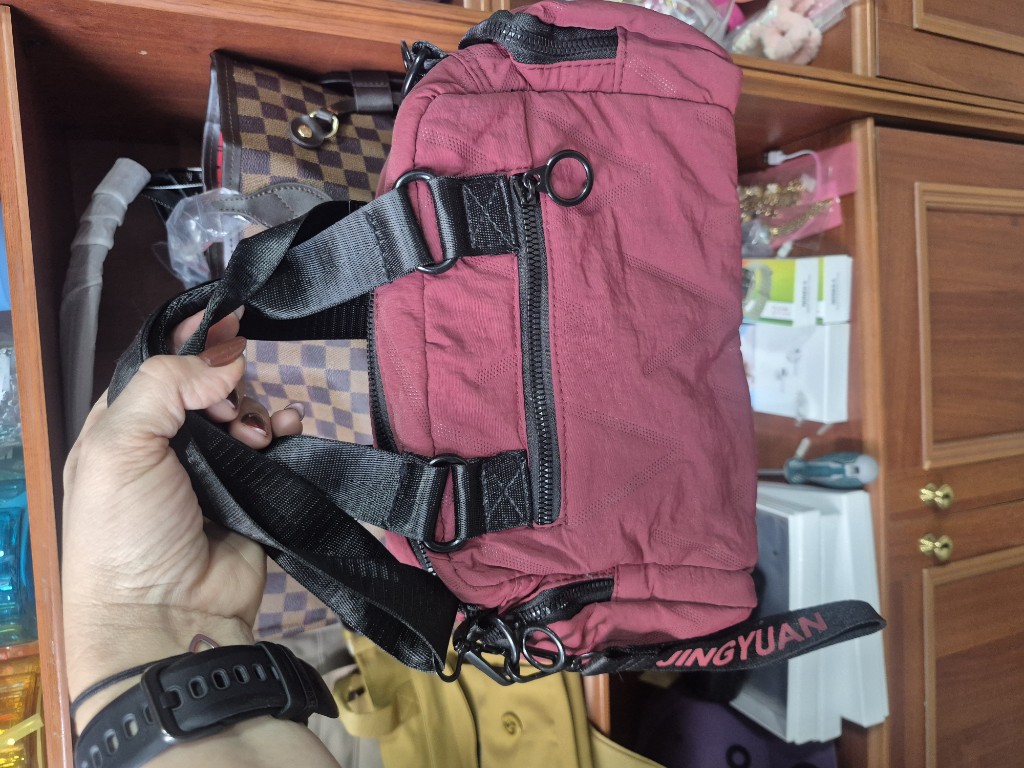 Jingyuan cartera vinotinto