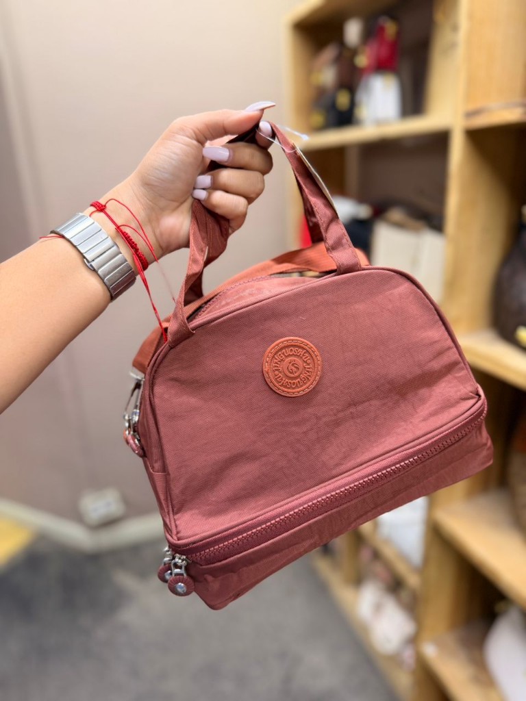 Kipling carterita rosada