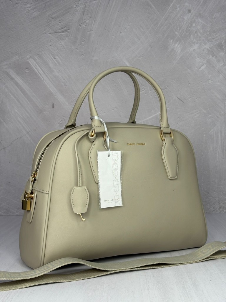 David Jones cartera beige