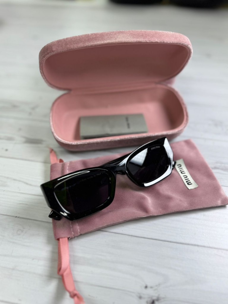 Miu Miu lentes negros