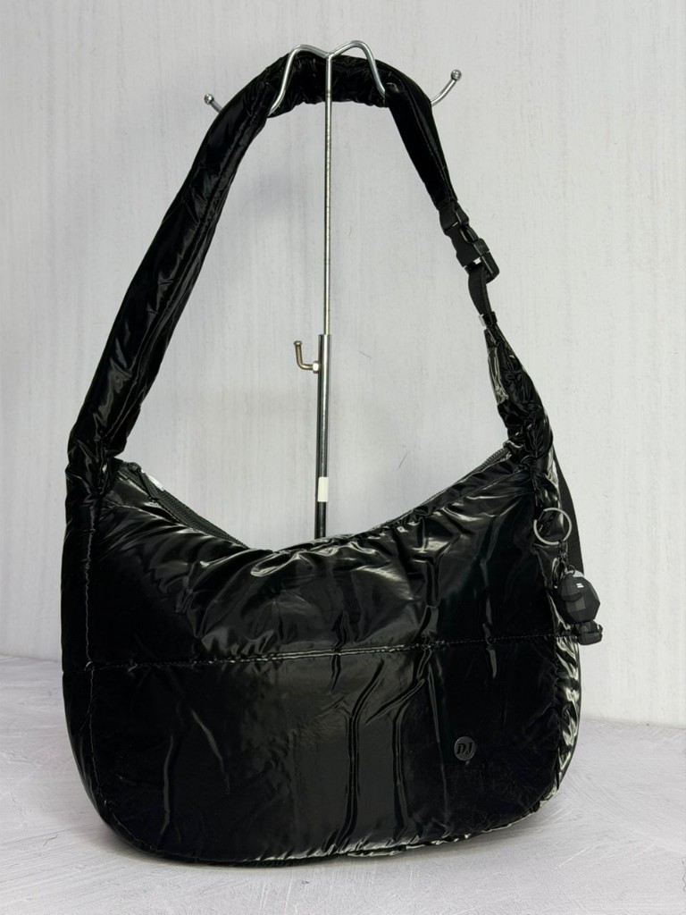 Puffer bag   David jones negra y beige