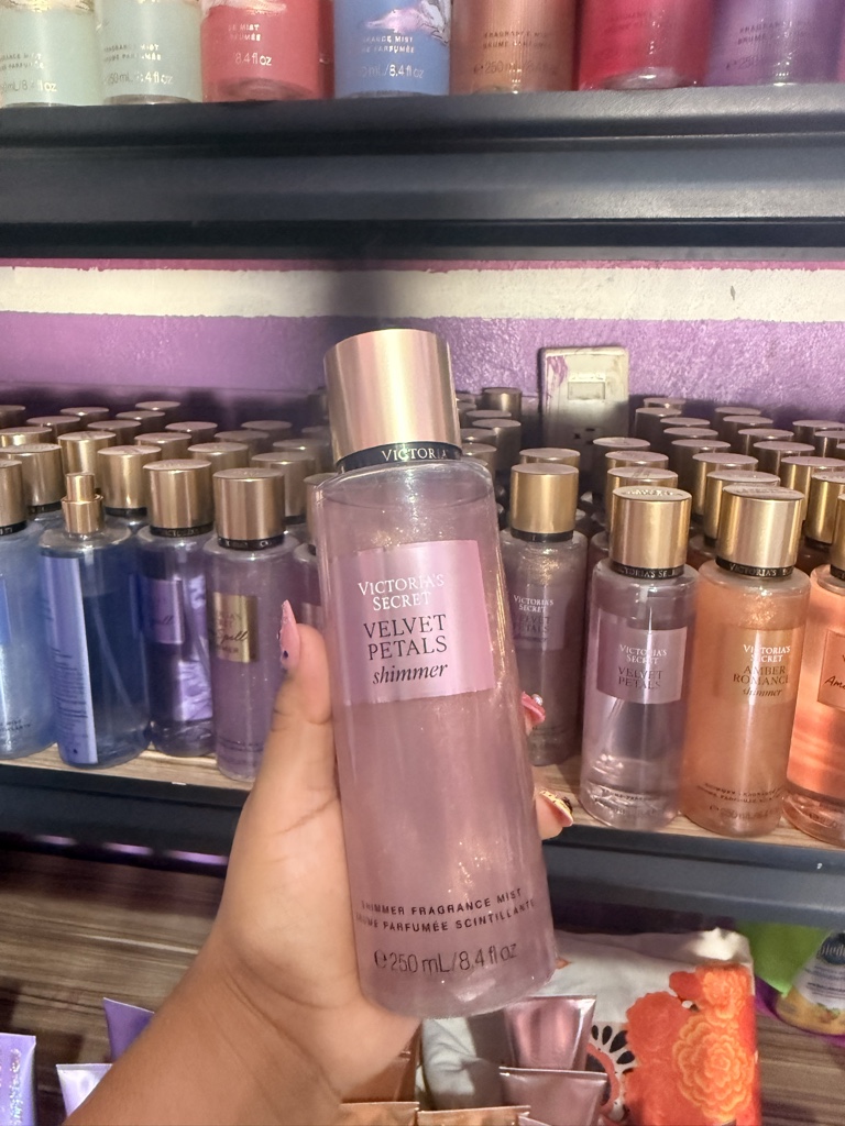 Velvet Petals shimmer