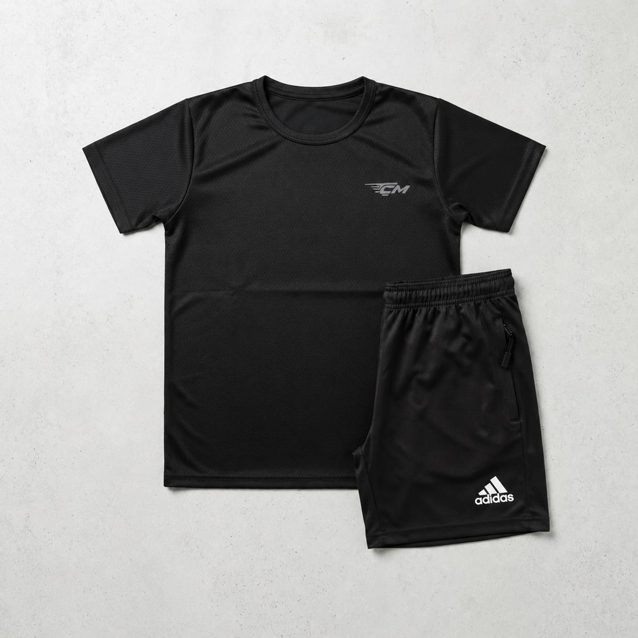 Conjunto deportivo niño negro camiseta y short
