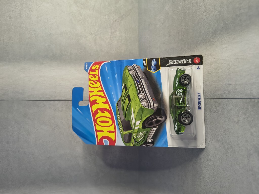 Hot Wheels Chevelle verde