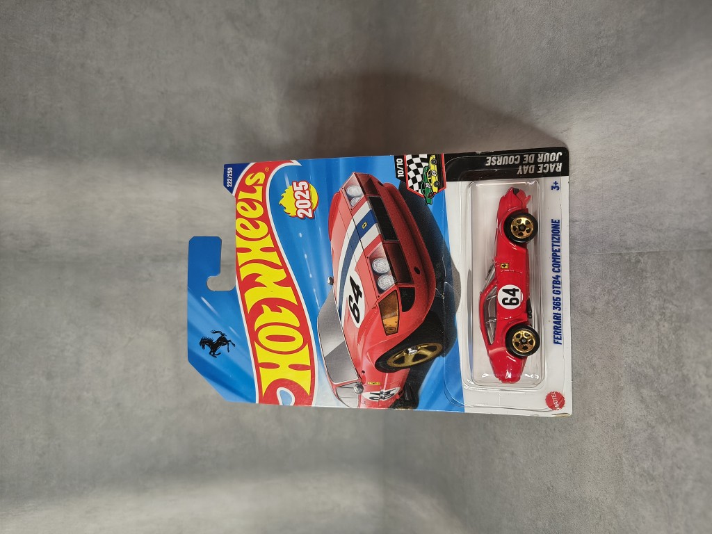 Hot Wheels Ferrari 365 GTB4 roja