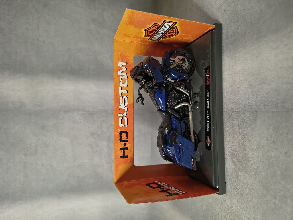 Maisto Harley-Davidson azul moto