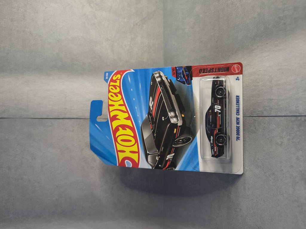 Hot Wheels Dodge Hemi Challenger