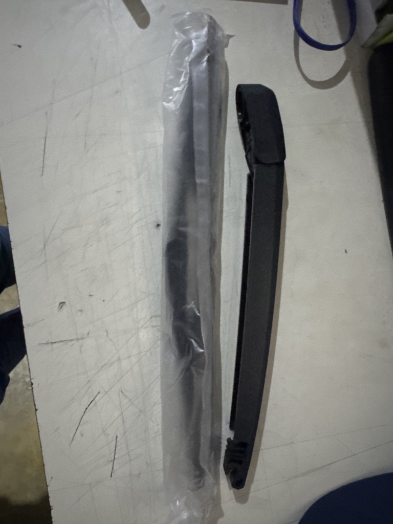 Parabrisas trasero ford escape