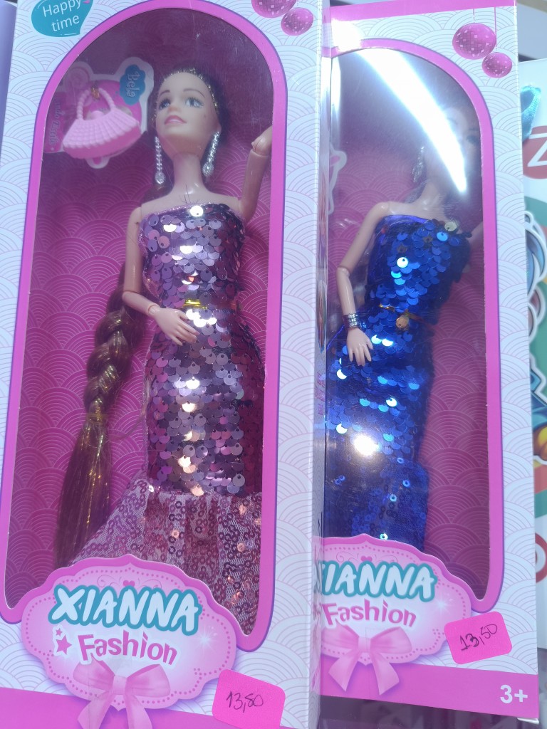 Muñeca Elegante Xianna fashion