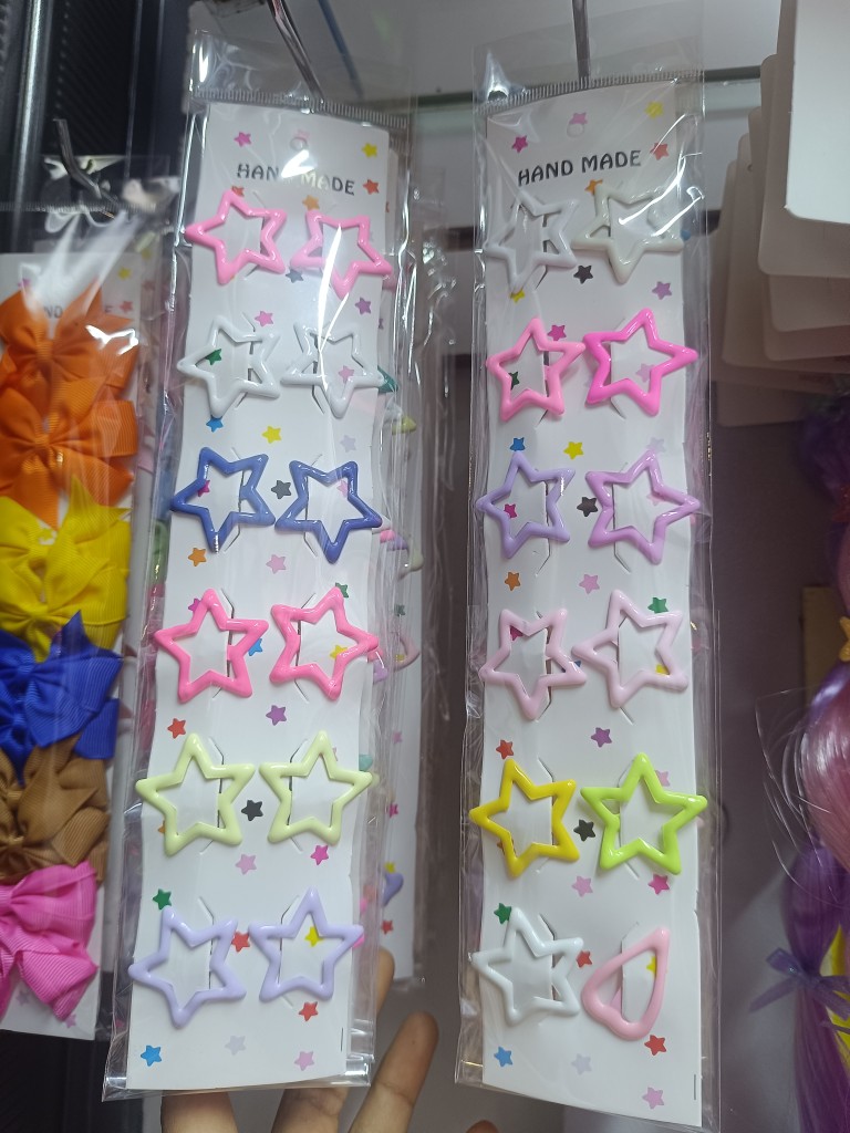 Clip estrellita  cabello niña