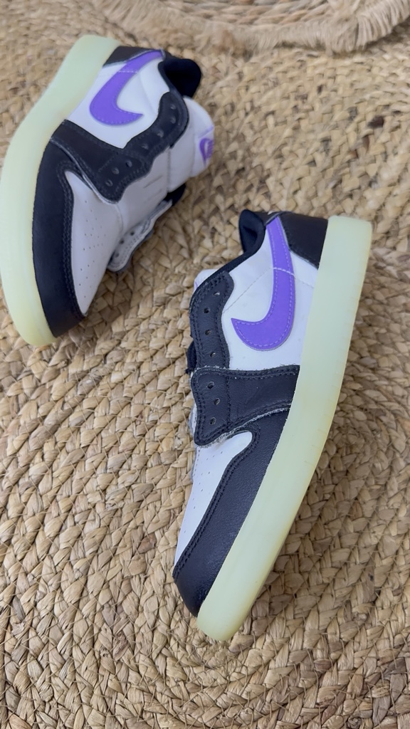 Jordan 1 Retro Low OG Black Raspberry (PS)