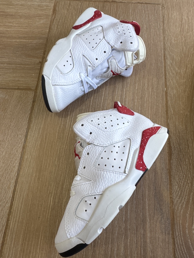 Jordan 6 Retro Red Oreo (PS)