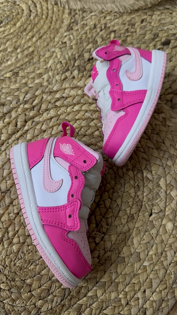 Jordan 1 Mid White Fierce Pink (TD)