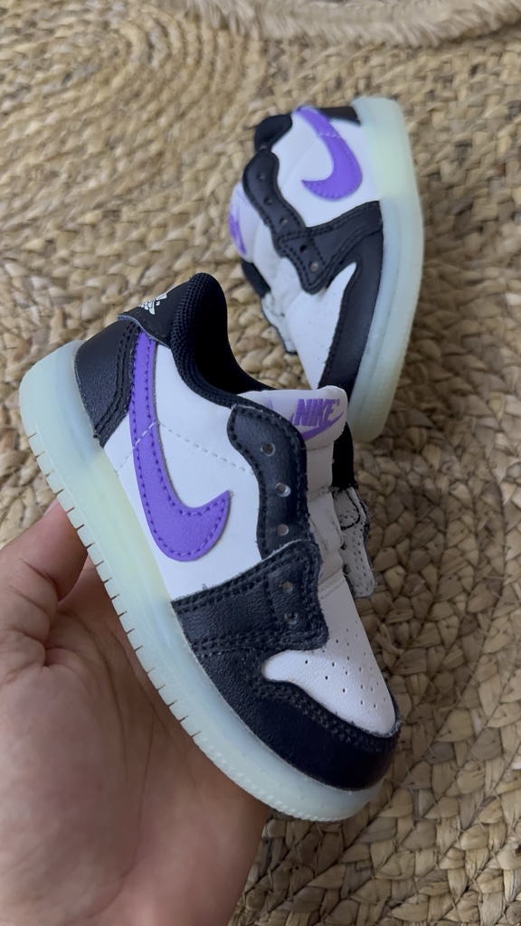 Jordan 1 Retro Low OG Black Raspberry (TD)