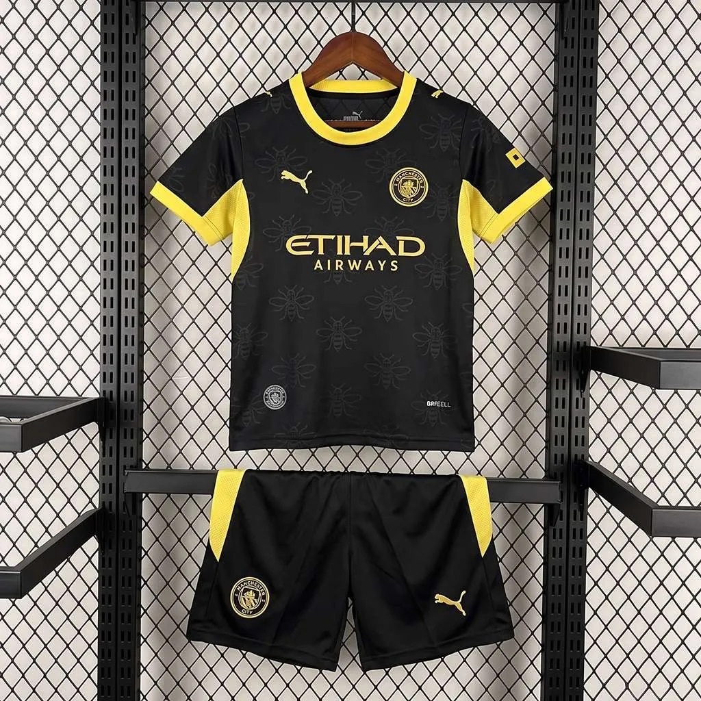 Manchester City preto e amarelo infantil