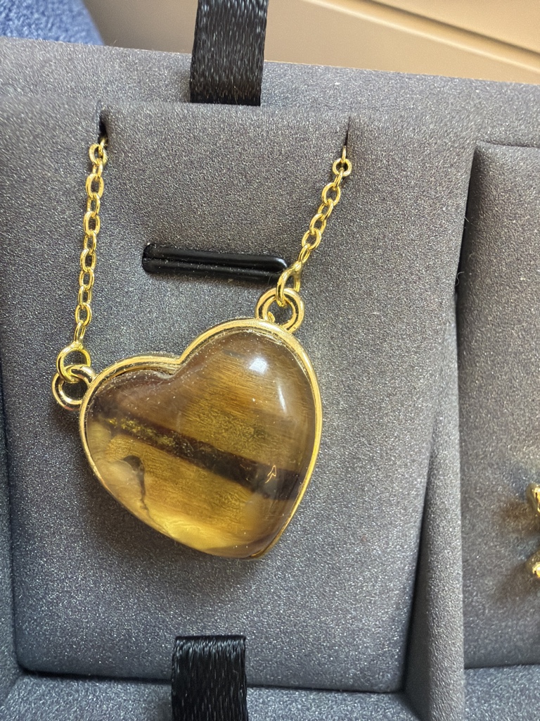 Collar Corazón Ámbar