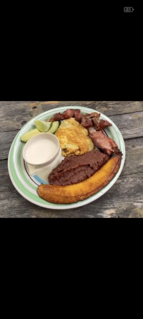 Plato típico carne de cerdo