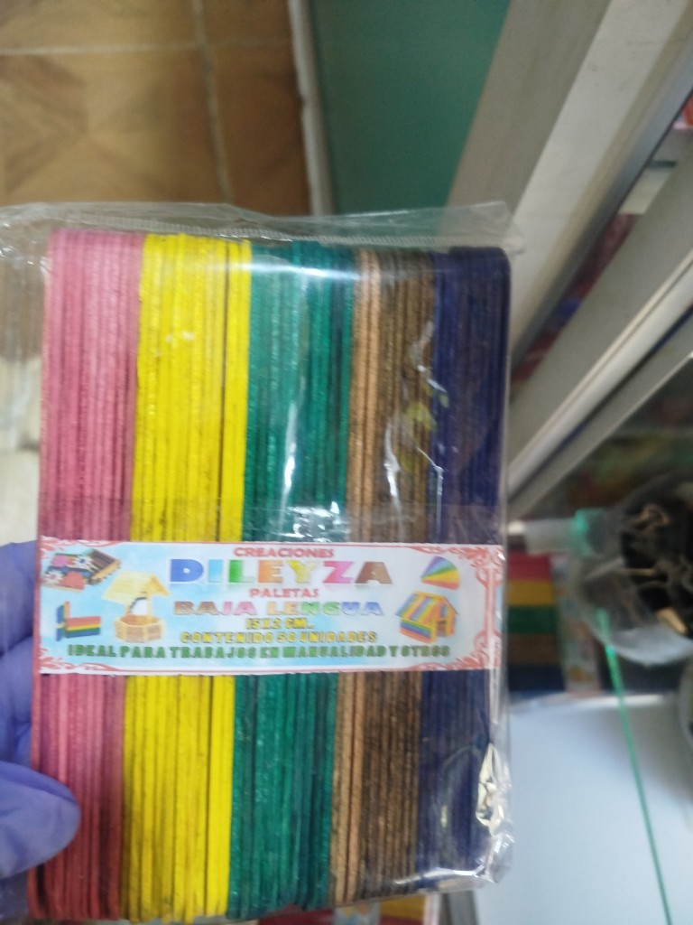 Creaciones Dileyza baja lengua color