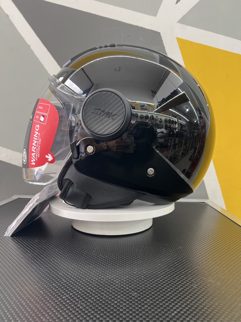 CASCO SMK TALLA M NEGRO BRILLANTE