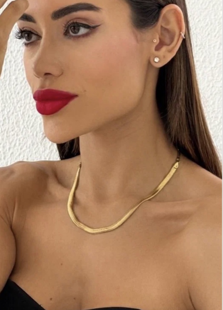Colar dourado malha M