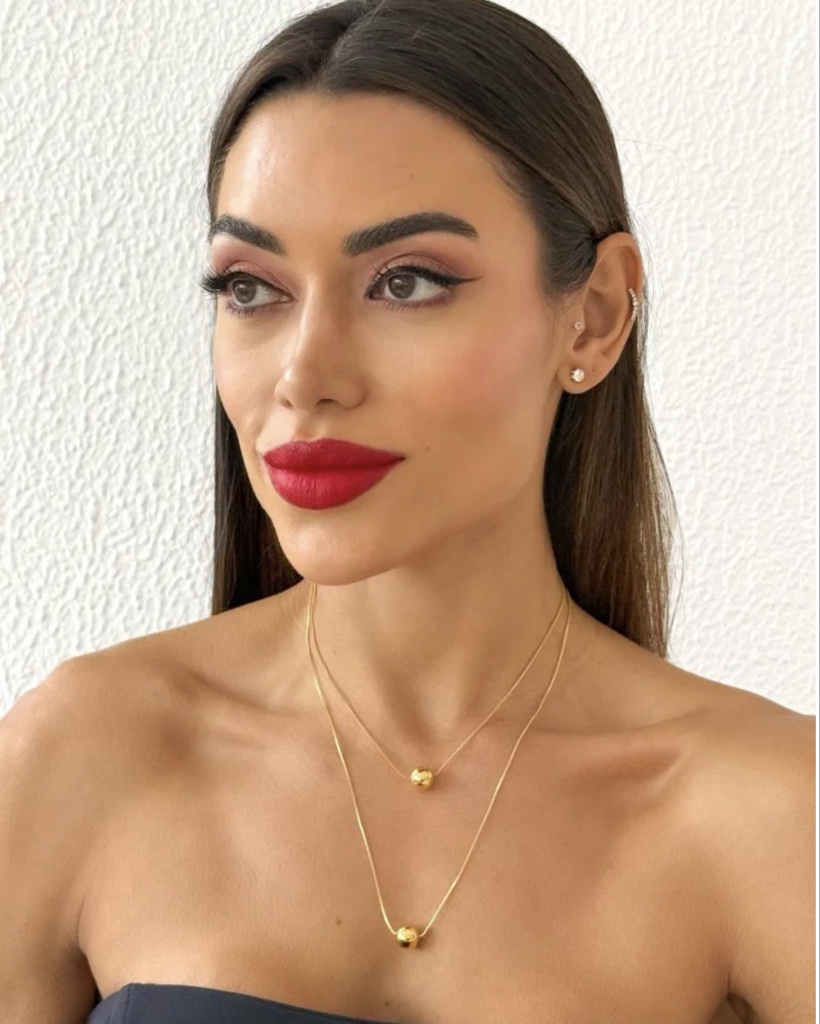 Brinco ponto de luz dourado