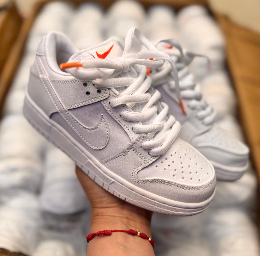 Nike SB Dunk Low