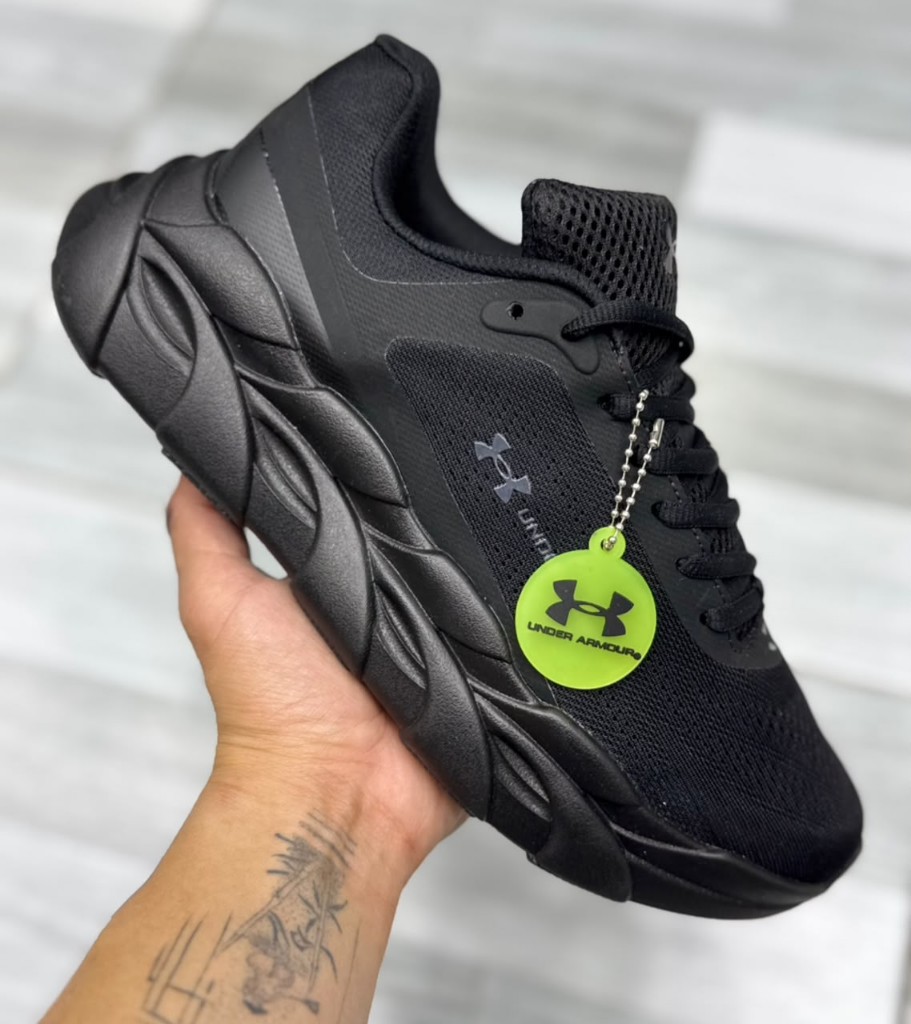 Under Armour UA Halo Runner
